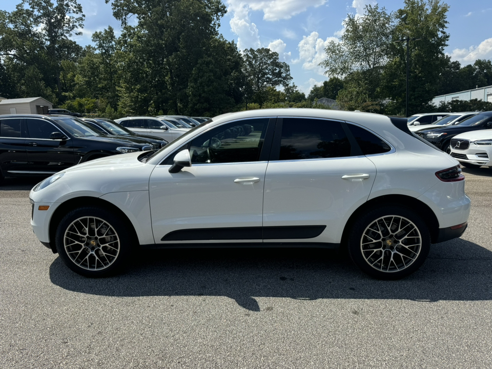 2015 Porsche Macan S 2