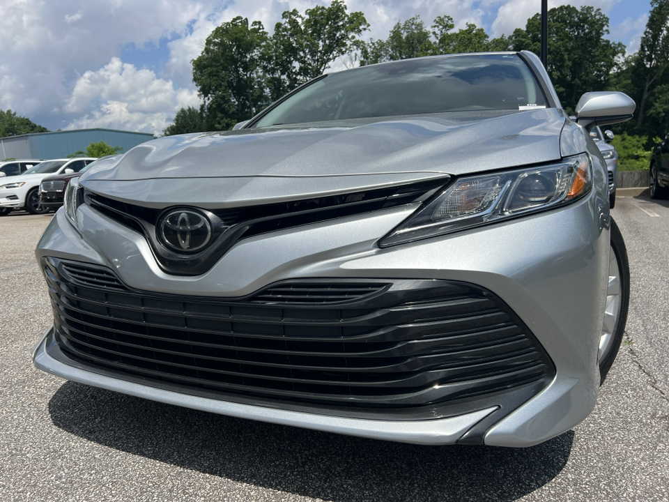 2020 Toyota Camry LE 1