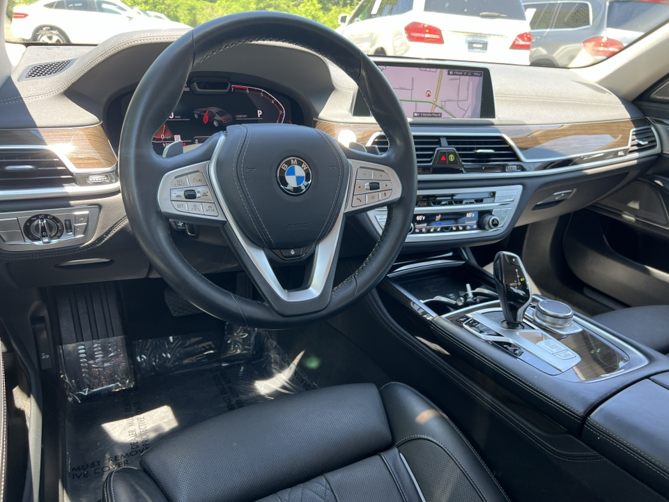 2021 BMW 7 Series 750i xDrive 22