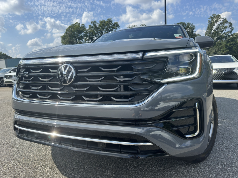 2024 Volkswagen Atlas Cross Sport 2.0T SEL R-Line 1