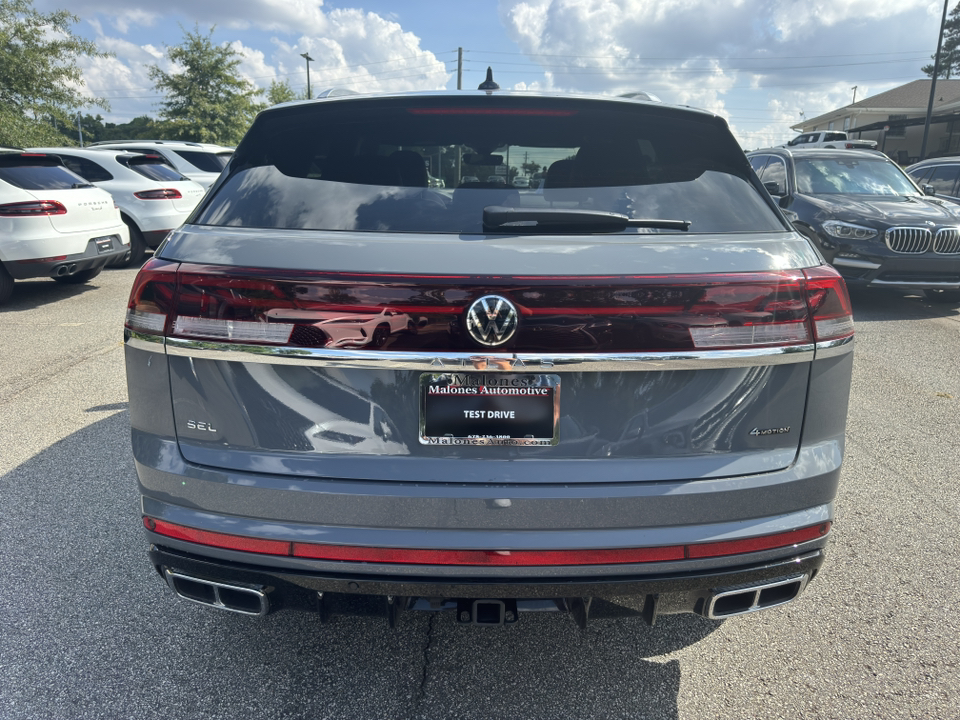 2024 Volkswagen Atlas Cross Sport 2.0T SEL R-Line 4