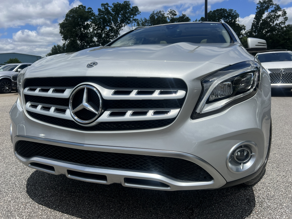 2018 Mercedes-Benz GLA GLA 250 1