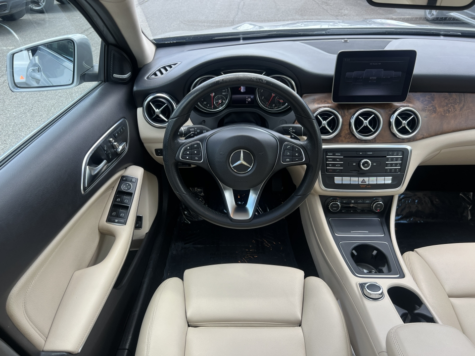 2018 Mercedes-Benz GLA GLA 250 23