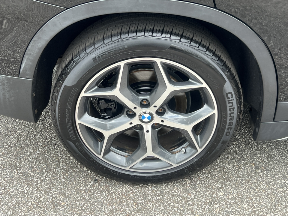 2018 BMW X1 xDrive28i 17