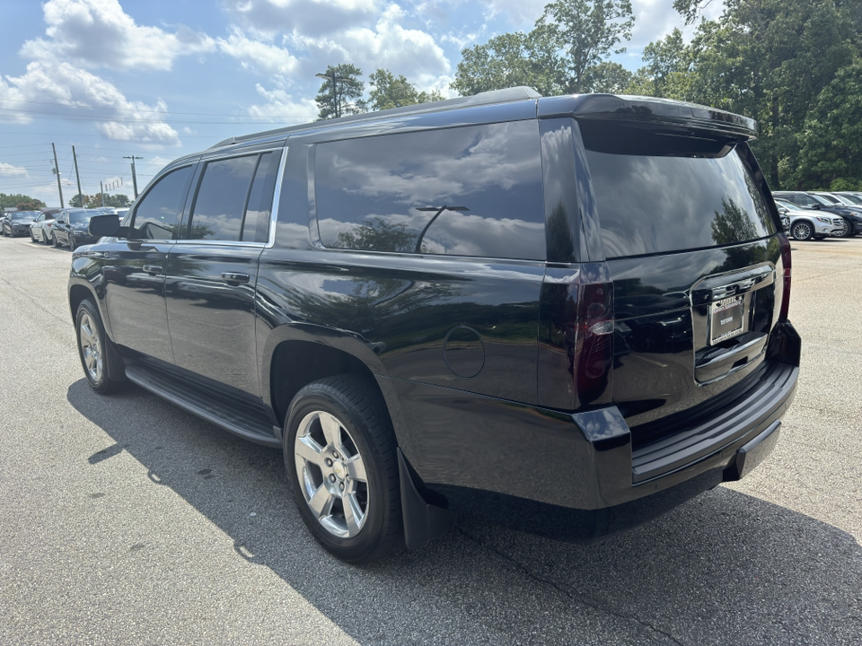 2017 Chevrolet Suburban LT 3