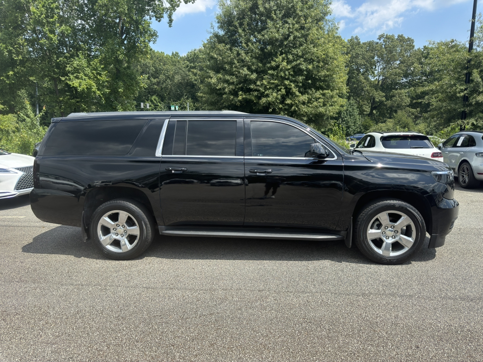 2017 Chevrolet Suburban LT 6