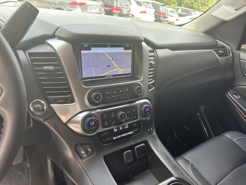 2017 Chevrolet Suburban LT 29