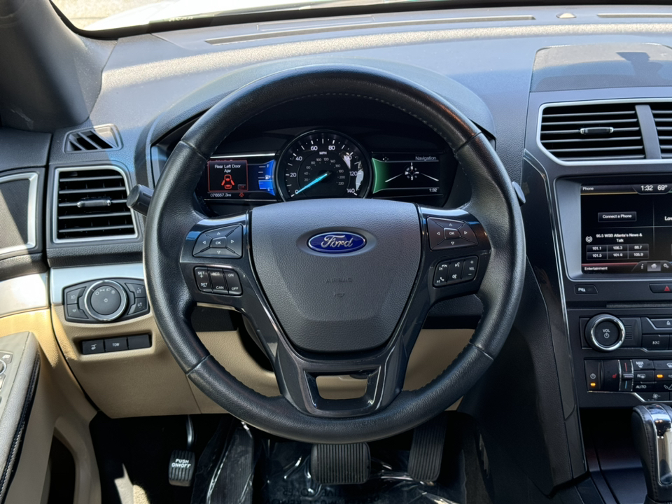 2016 Ford Explorer XLT 24