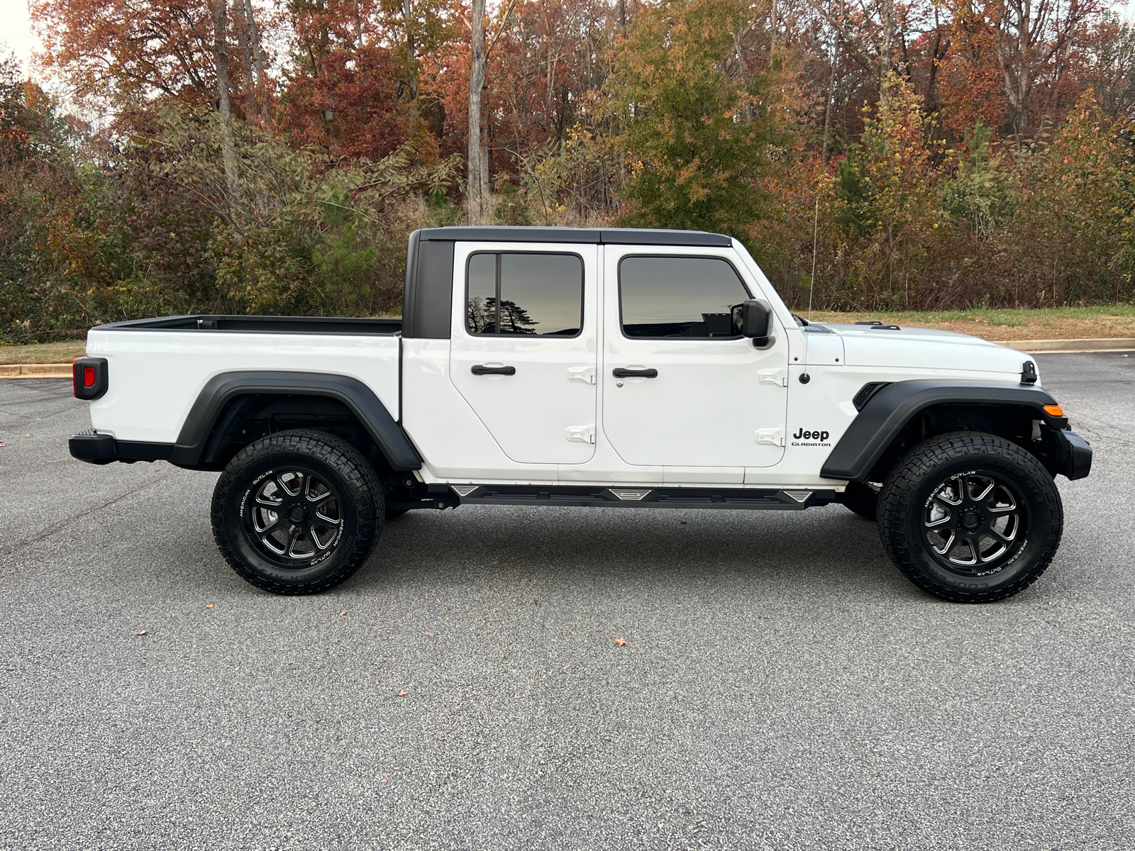 2020 Jeep Gladiator Sport 8