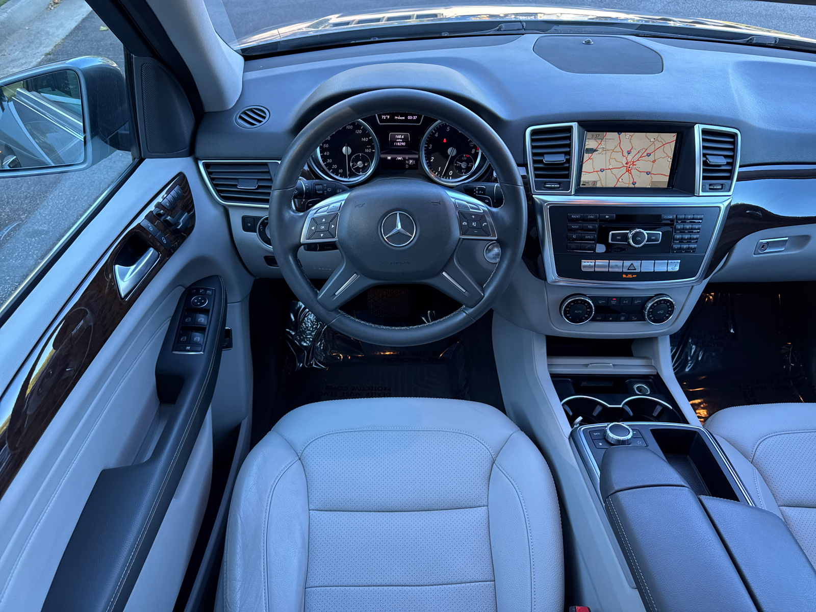 2013 Mercedes-Benz M-Class ML 350 23