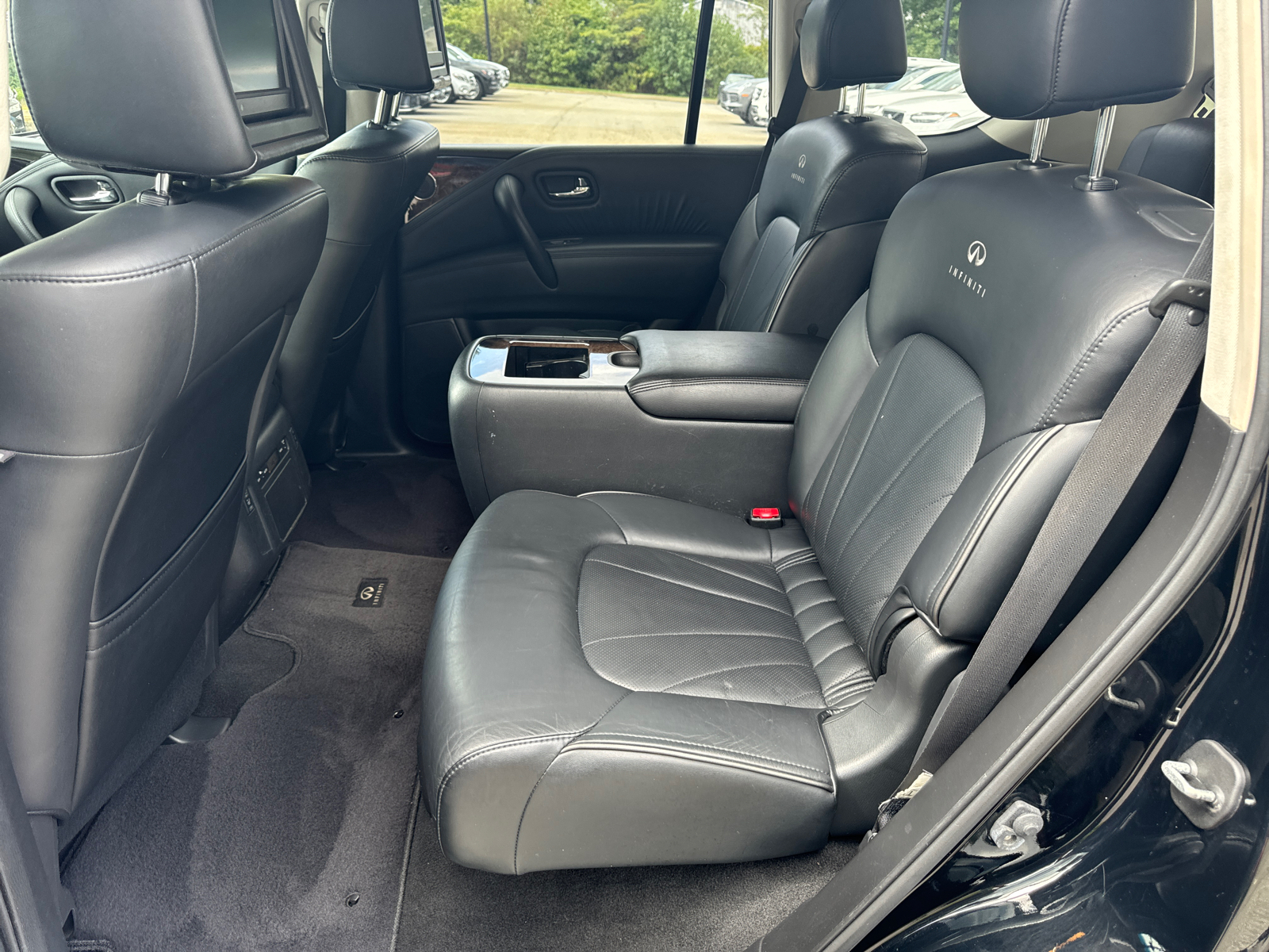 2014 INFINITI QX80 Base 20