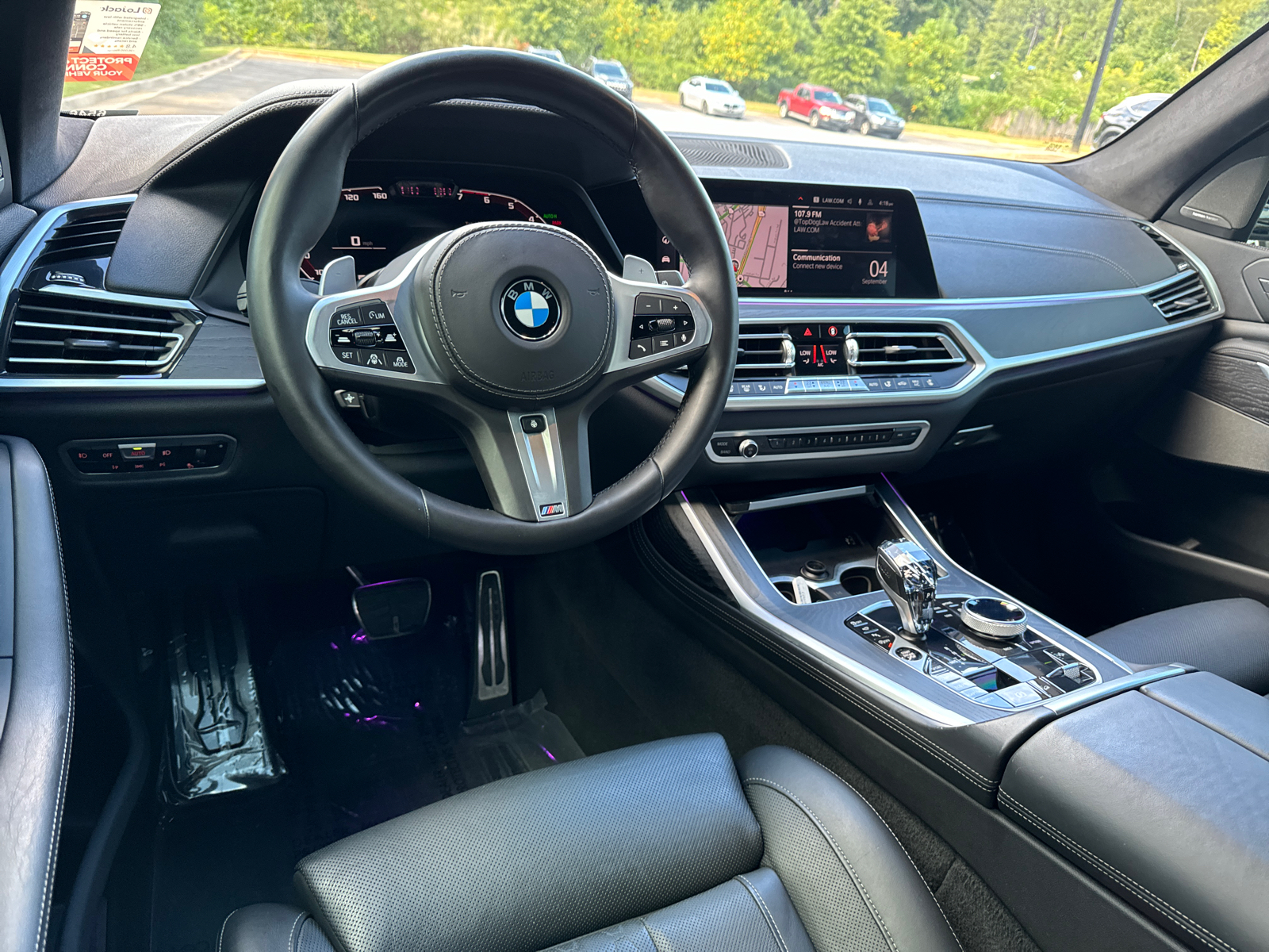 2022 BMW X7 M50i 22