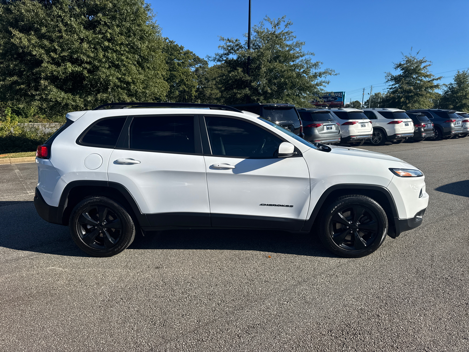 2017 Jeep Cherokee Limited 8