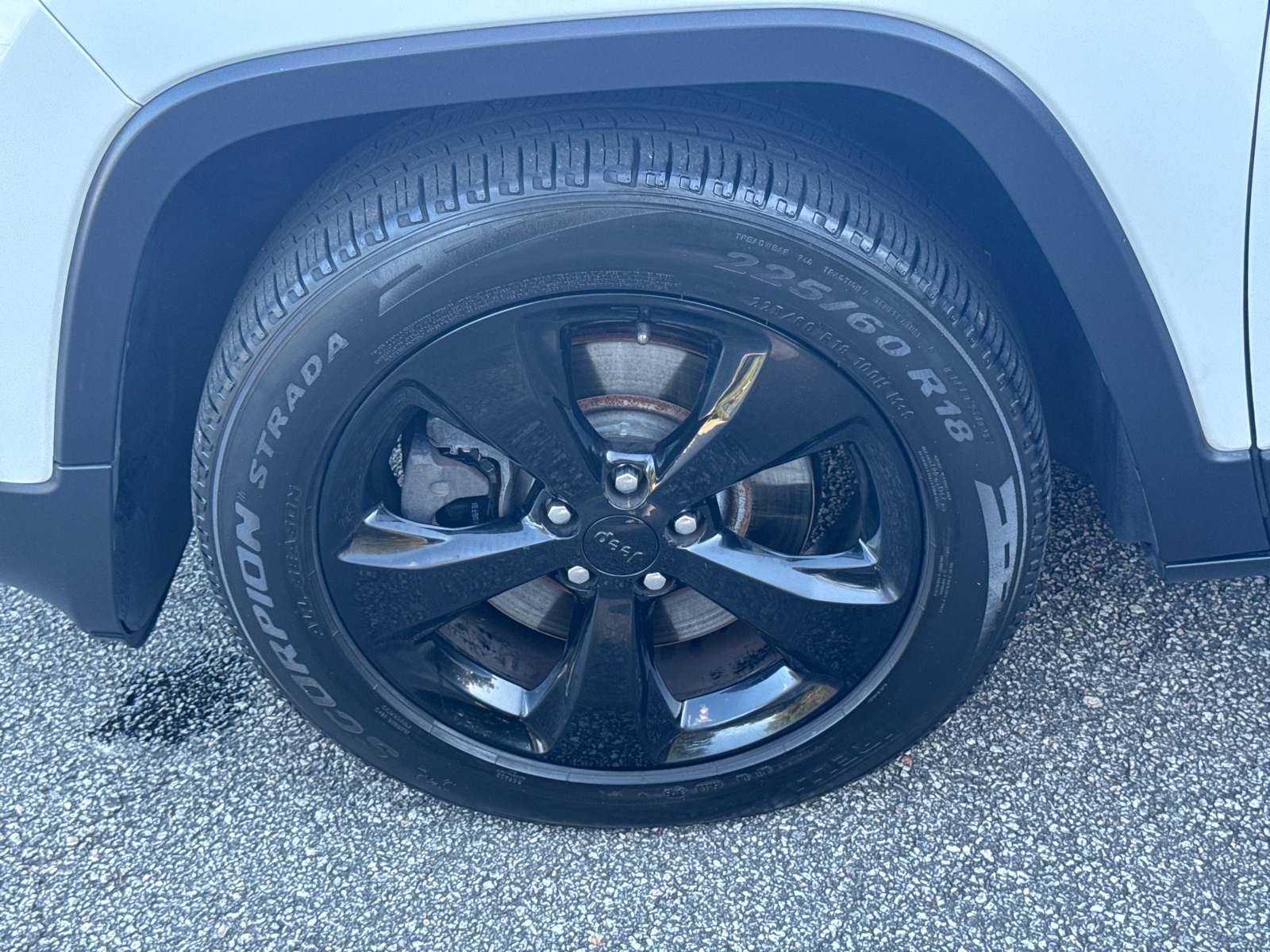 2017 Jeep Cherokee Limited 11