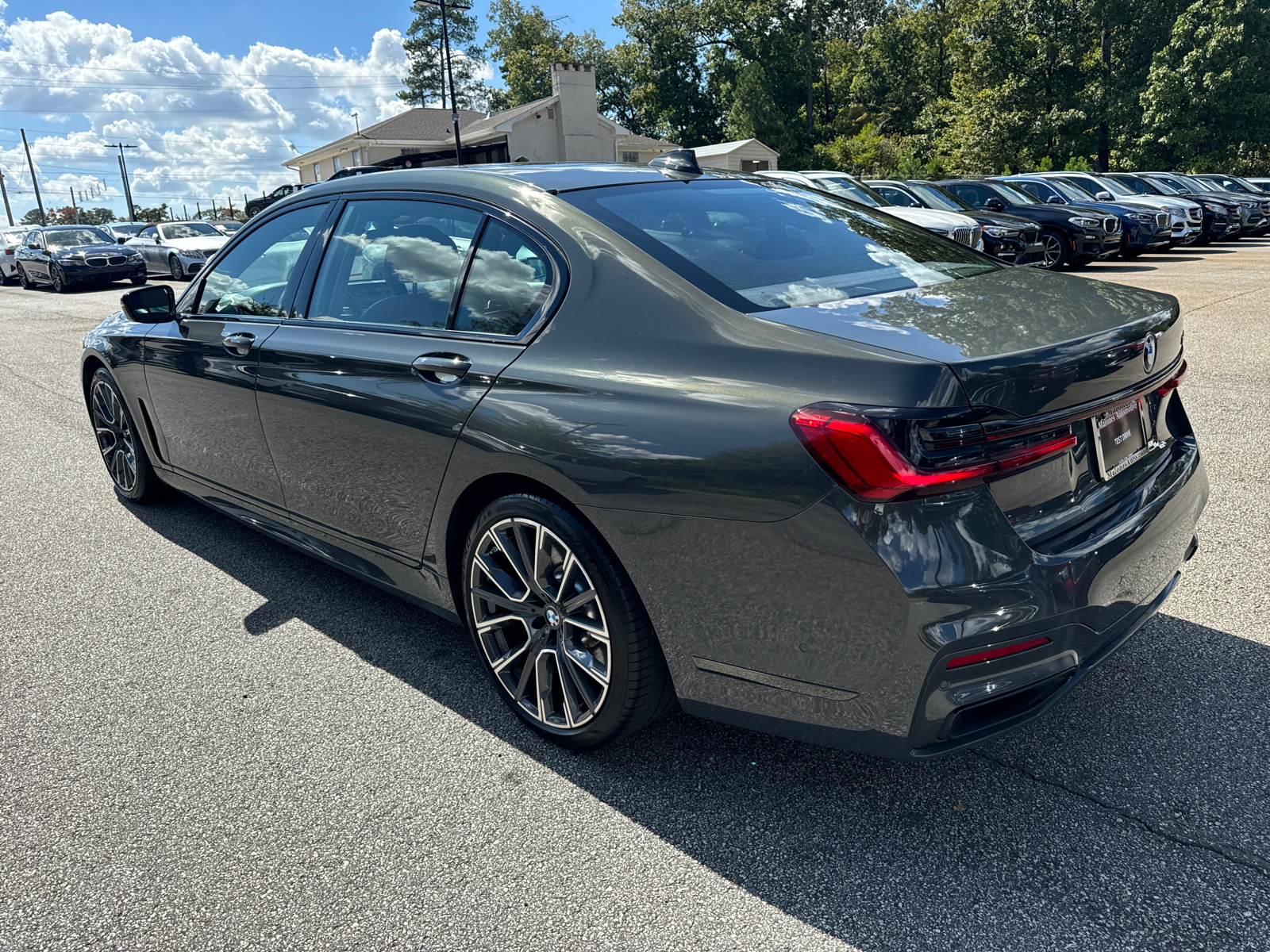 2022 BMW 7 Series 740i 5