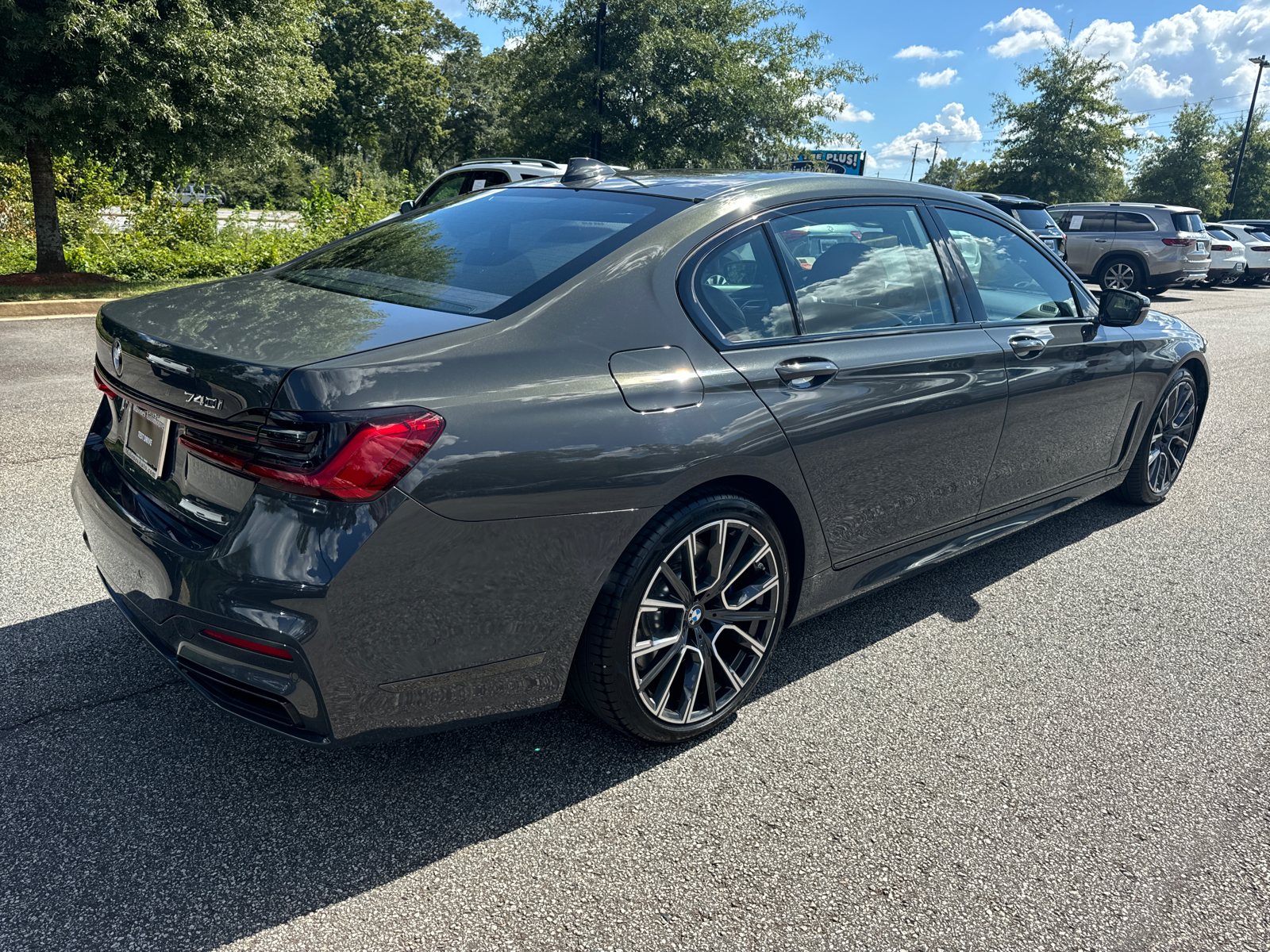 2022 BMW 7 Series 740i 7