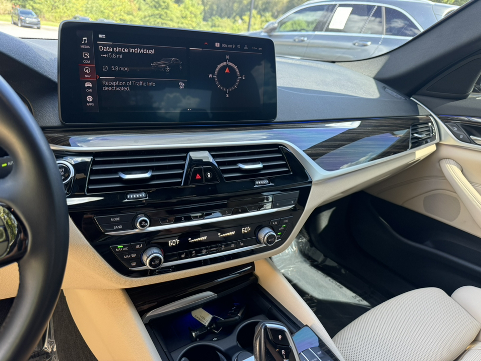 2022 BMW 7 Series 740i 27