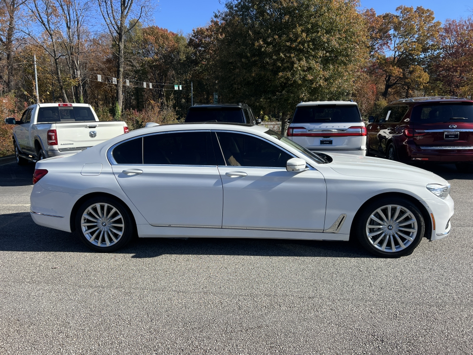 2018 BMW 7 Series 740i 8