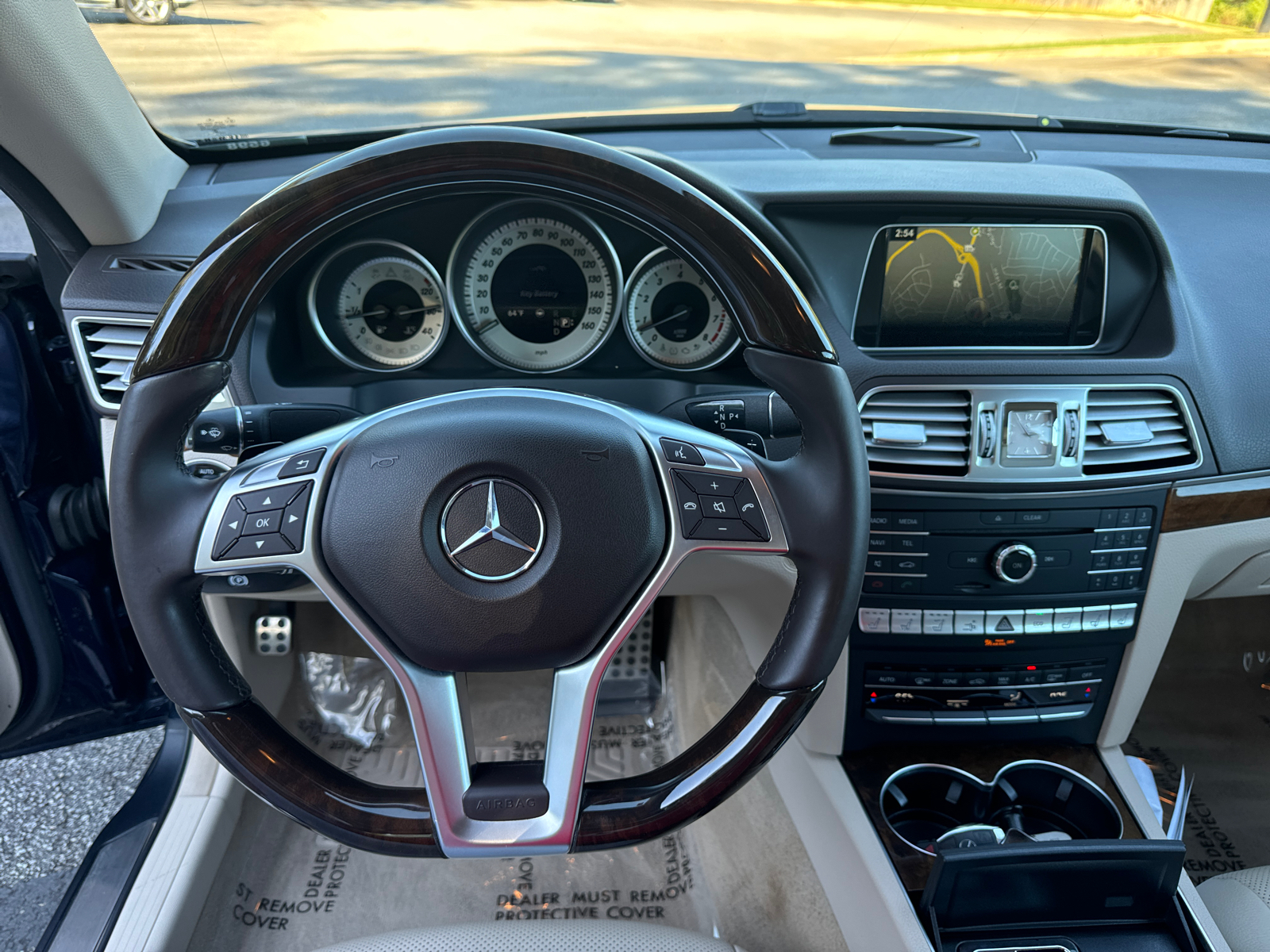 2016 Mercedes-Benz E-Class E 550 27