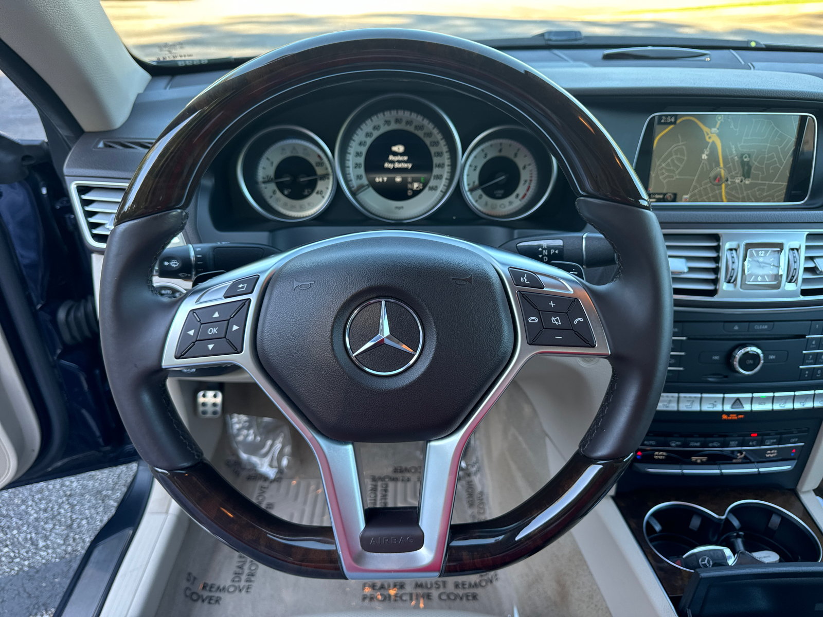 2016 Mercedes-Benz E-Class E 550 28