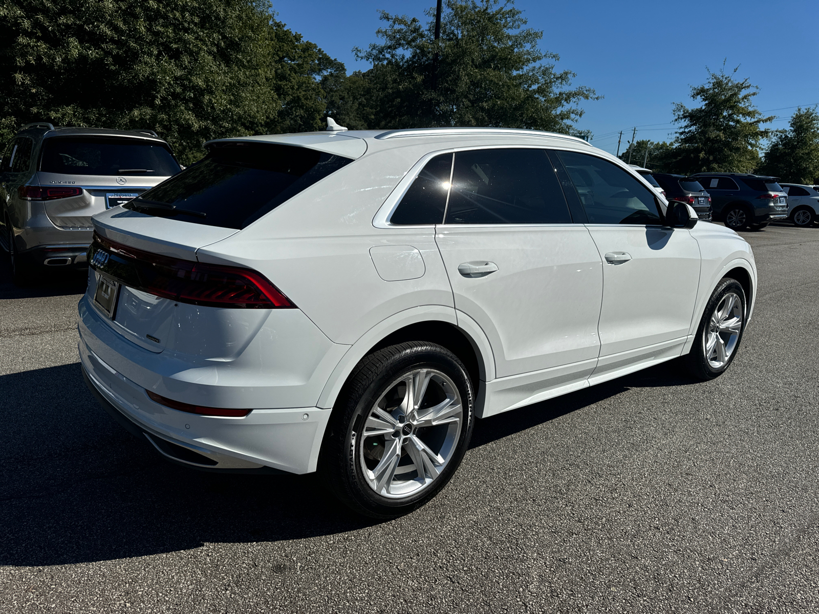 2022 Audi Q8 55 Premium 7