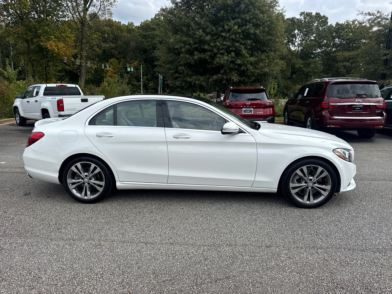 2016 Mercedes-Benz C-Class C 300 8