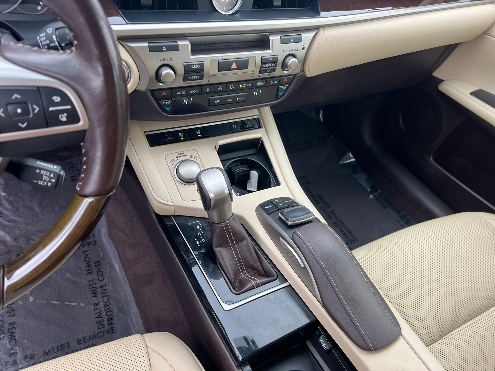 2016 Lexus ES 350 30