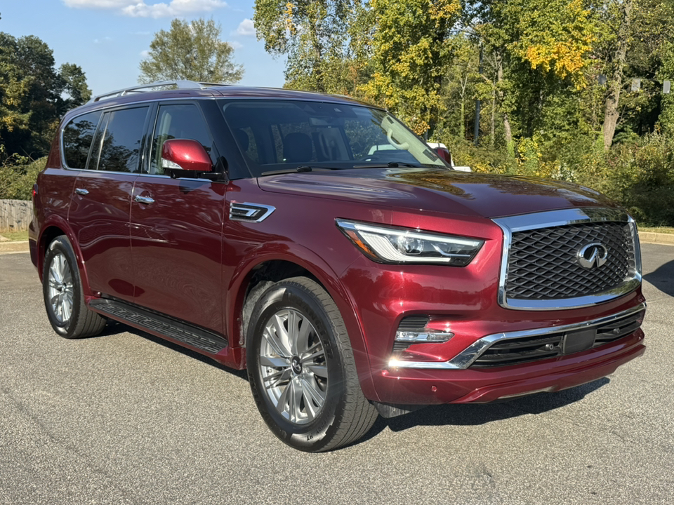 2021 INFINITI QX80 LUXE 1