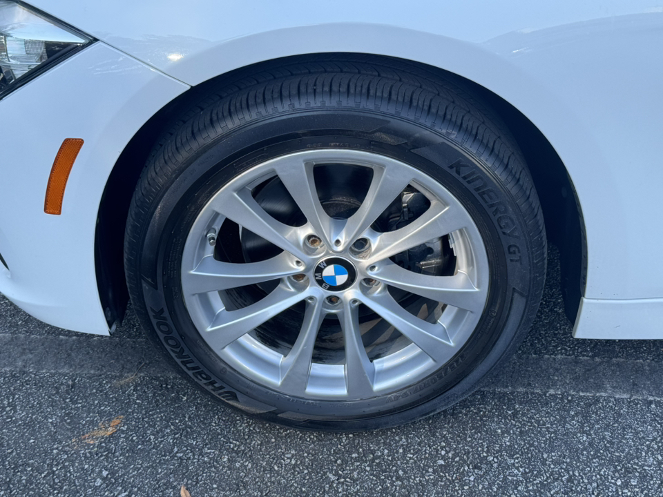 2017 BMW 3 Series 320i 11