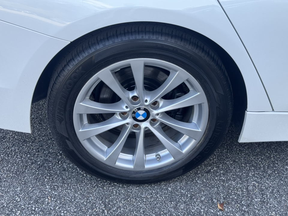 2017 BMW 3 Series 320i 17