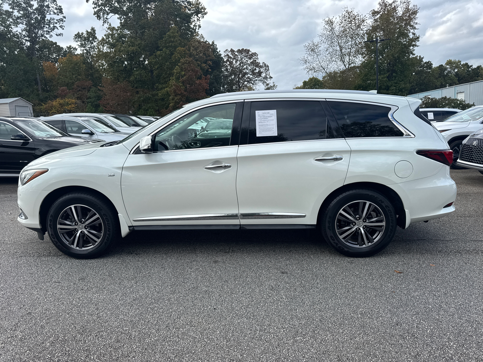 2019 INFINITI QX60 LUXE 4