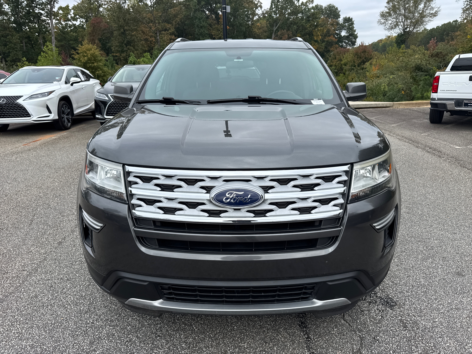 2019 Ford Explorer XLT 2