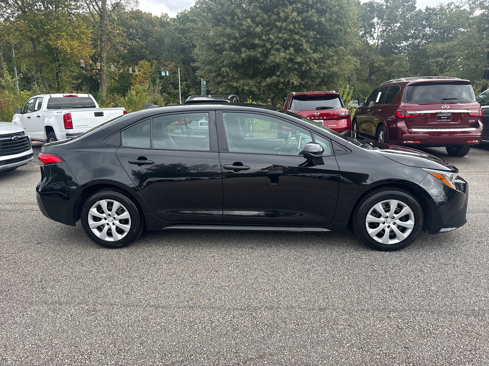 2021 Toyota Corolla LE 8