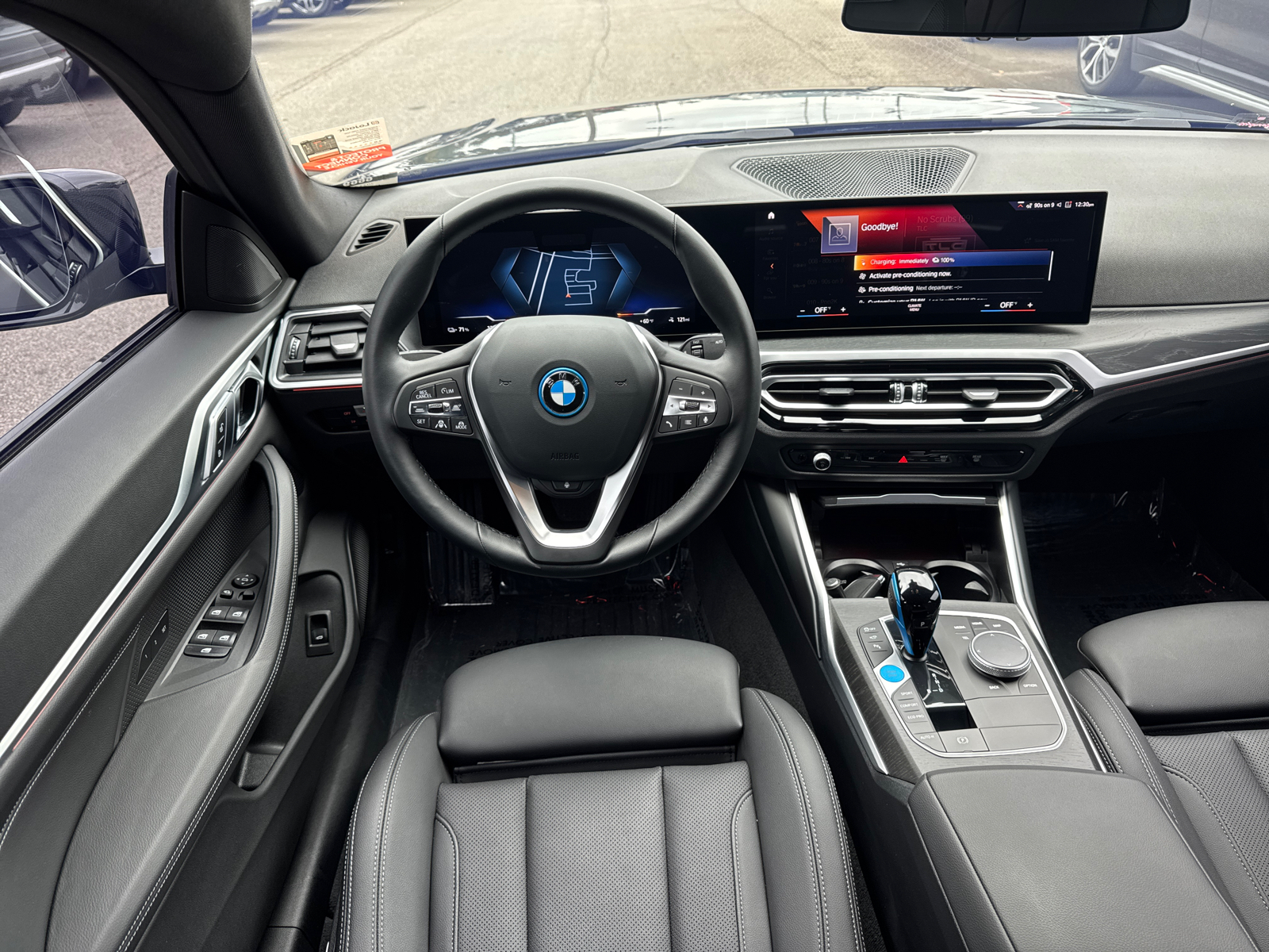 2023 BMW i4 eDrive35 23