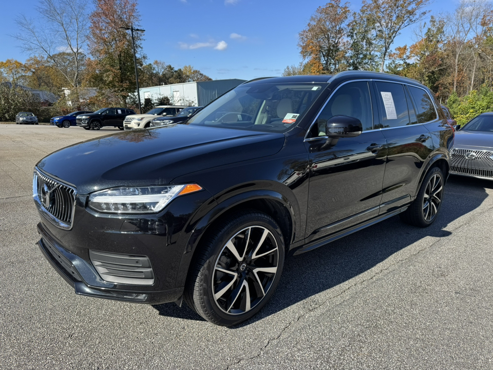 2022 Volvo XC90 T6 Momentum 3