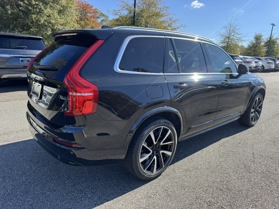 2022 Volvo XC90 T6 Momentum 7