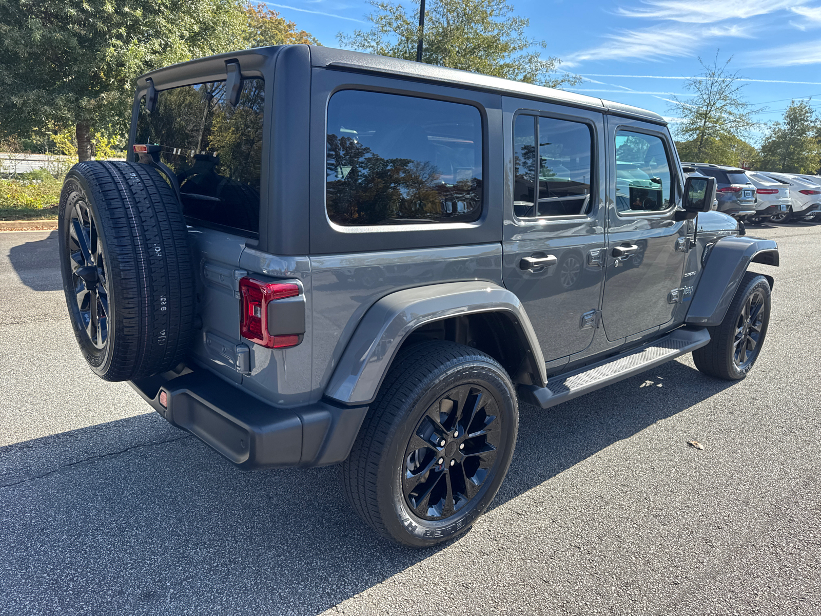 2021 Jeep Wrangler Unlimited Sahara 4xe 7