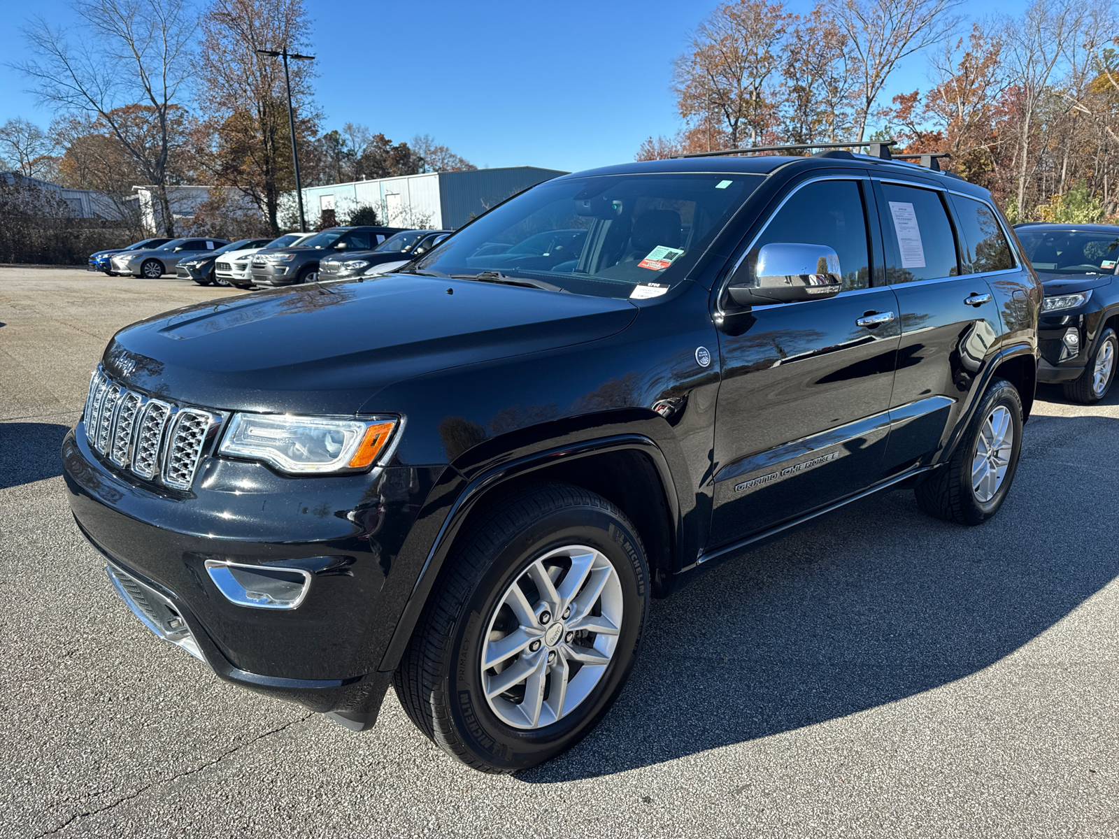 2017 Jeep Grand Cherokee Overland 3