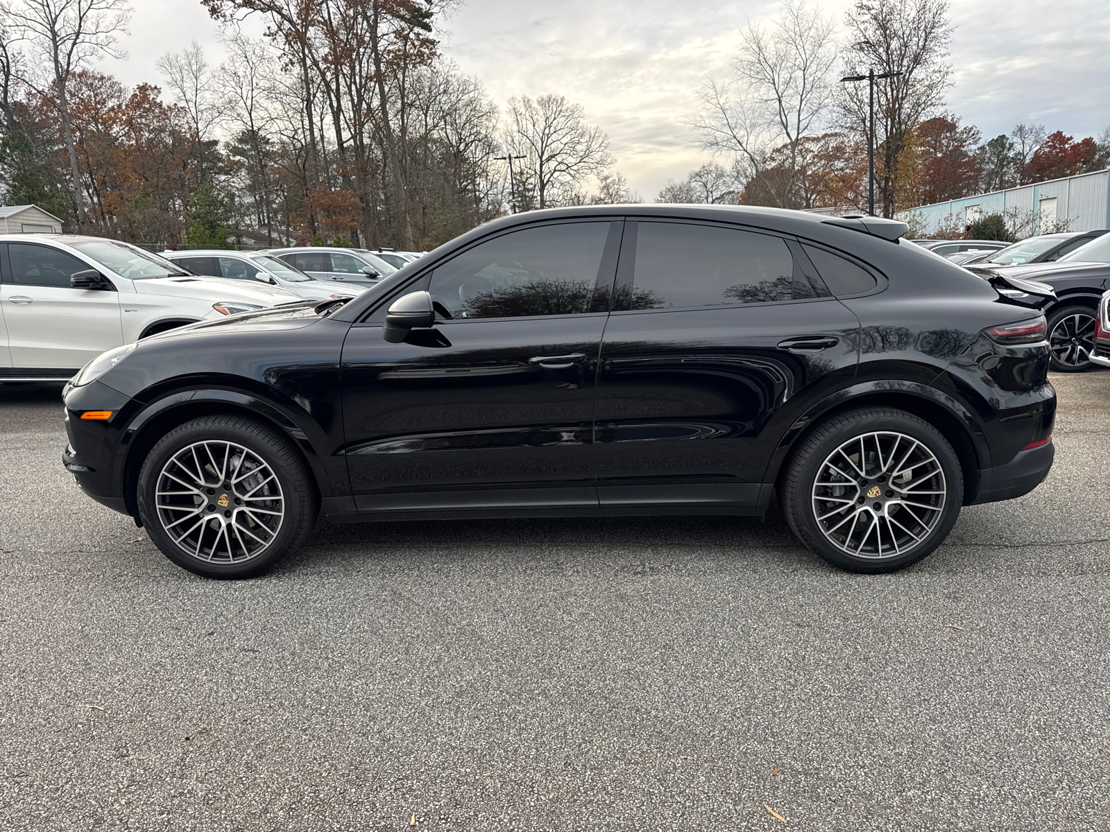 2020 Porsche Cayenne Coupe Base 4