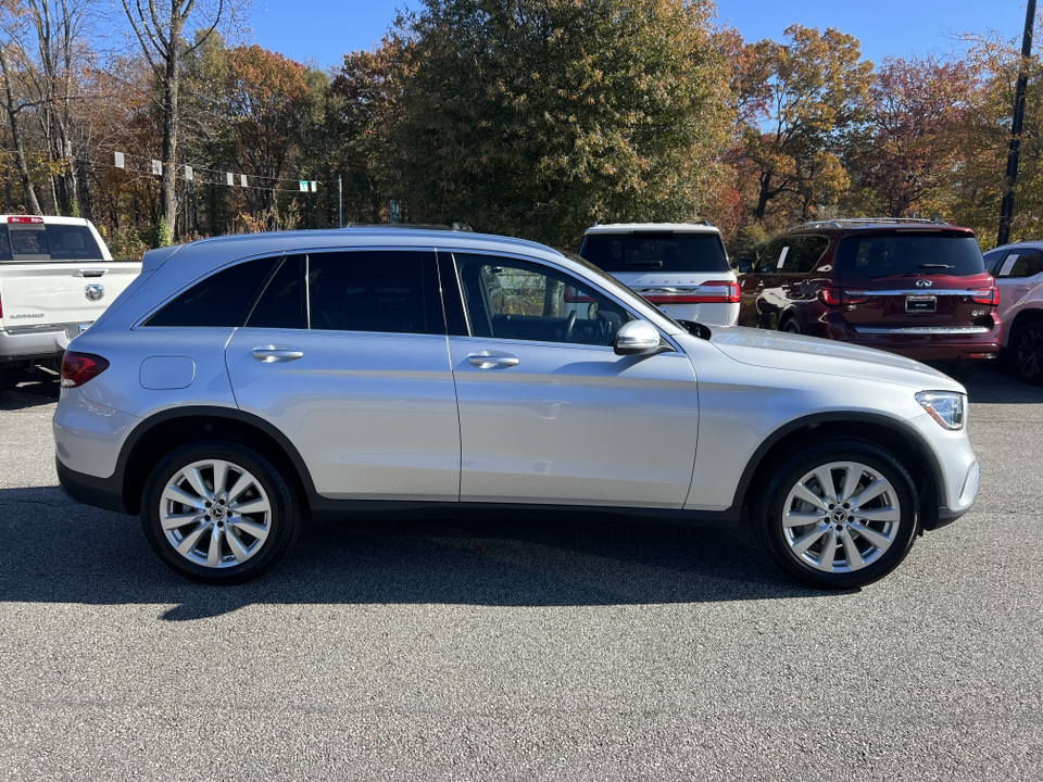 2020 Mercedes-Benz GLC GLC 300 8