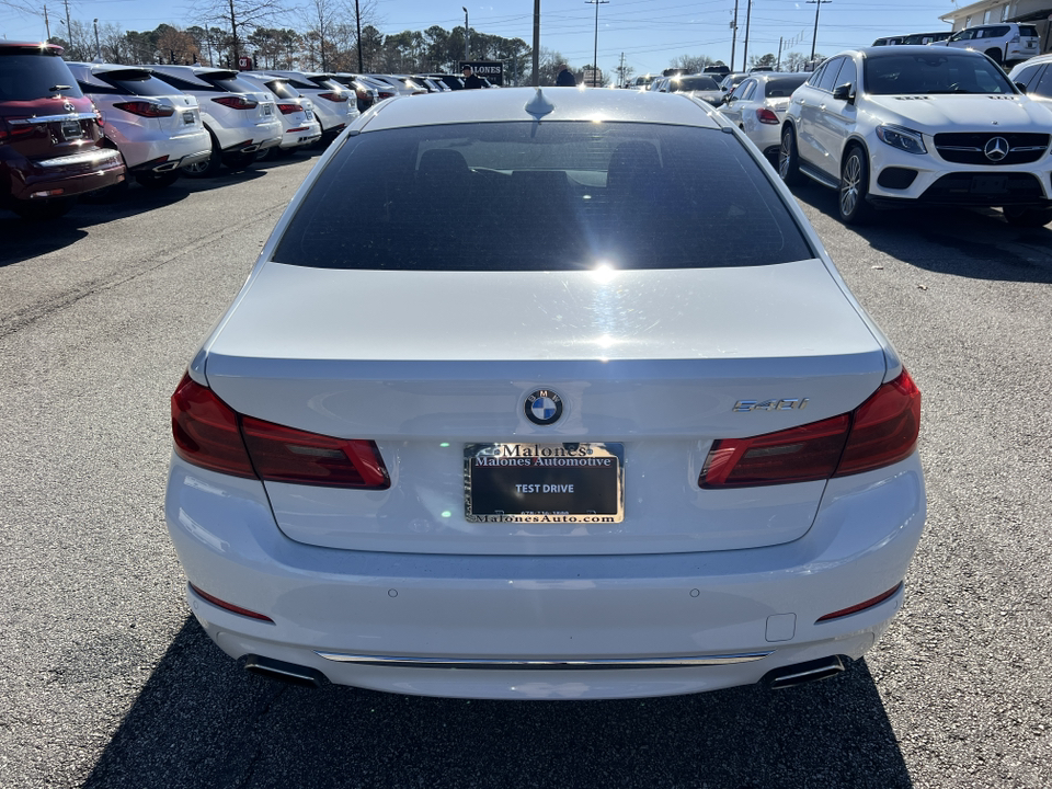 2018 BMW 5 Series 540i 6