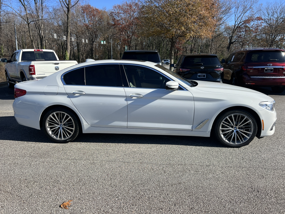 2018 BMW 5 Series 540i 8