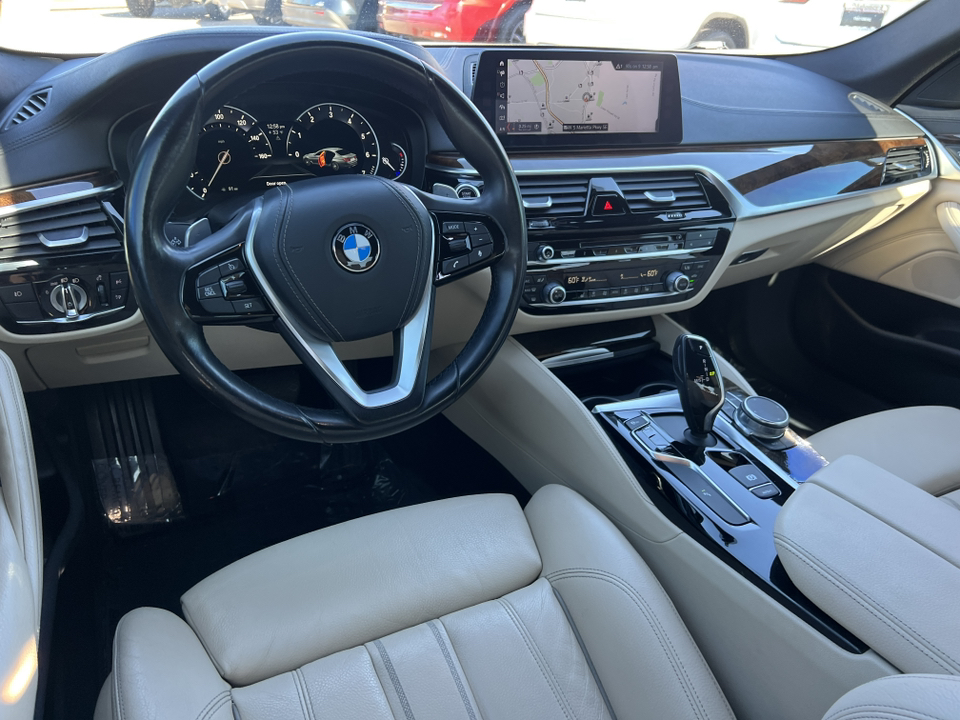 2018 BMW 5 Series 540i 22