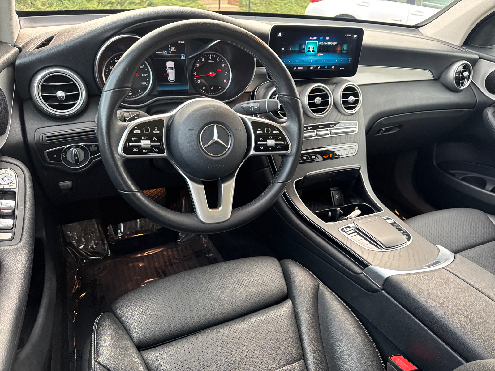 2021 Mercedes-Benz GLC GLC 300 21