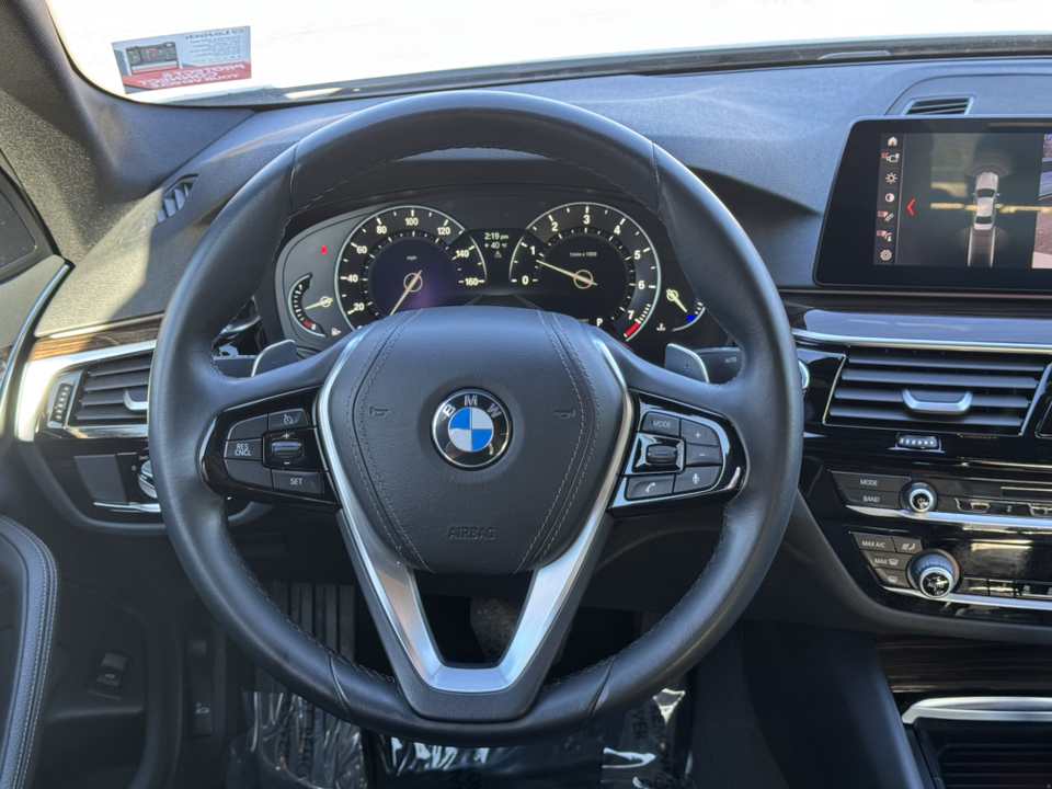 2019 BMW 5 Series 530i 24