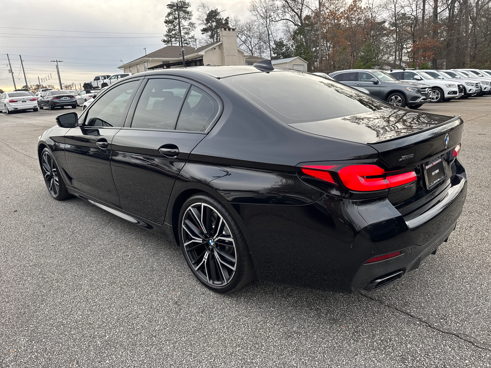 2022 BMW 5 Series M550i xDrive 5