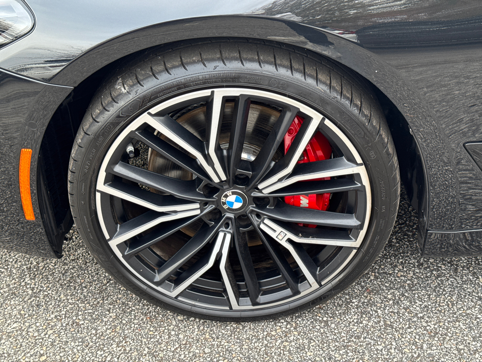 2022 BMW 5 Series M550i xDrive 11