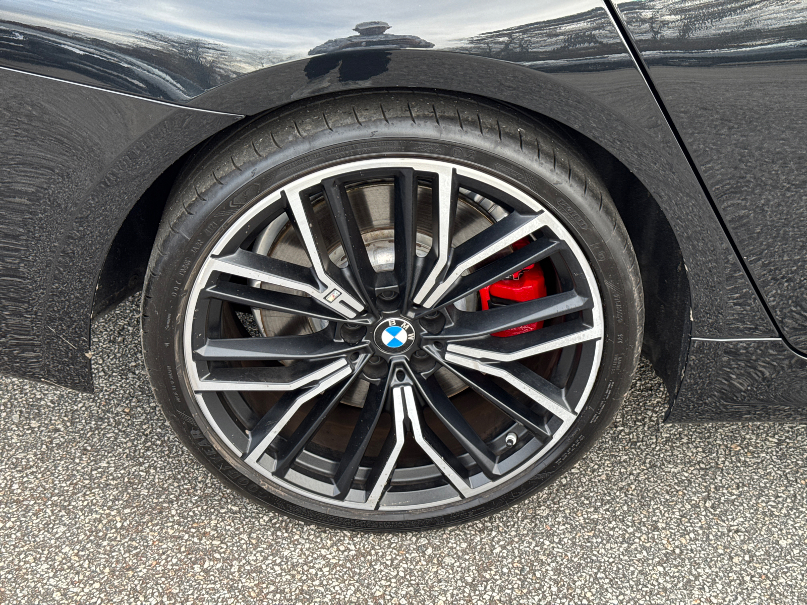 2022 BMW 5 Series M550i xDrive 17