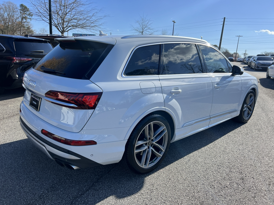 2022 Audi SQ7 Premium Plus 7