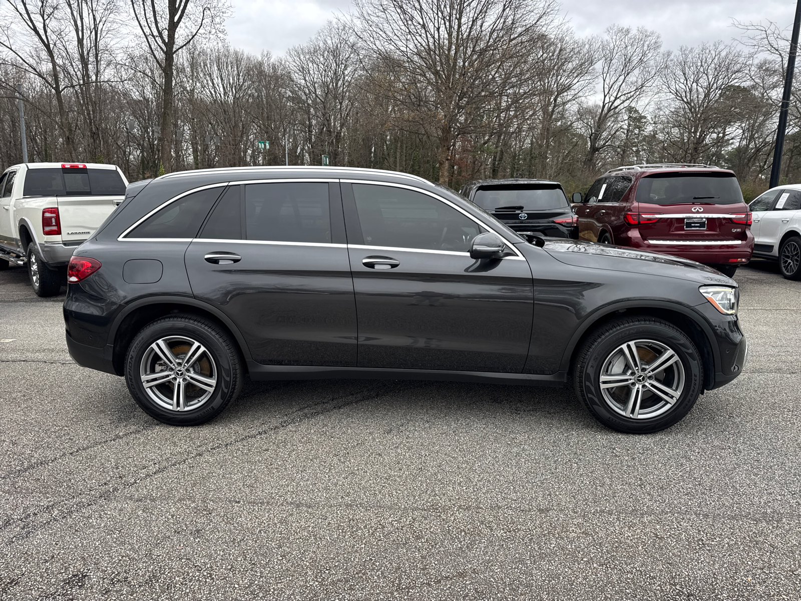 2021 Mercedes-Benz GLC GLC 300 8